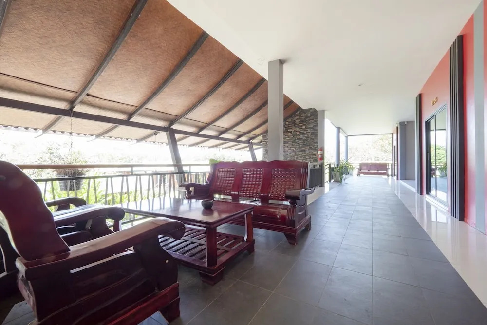 Столичный район Чантхабури: OYO 75343 P TWO P Resort