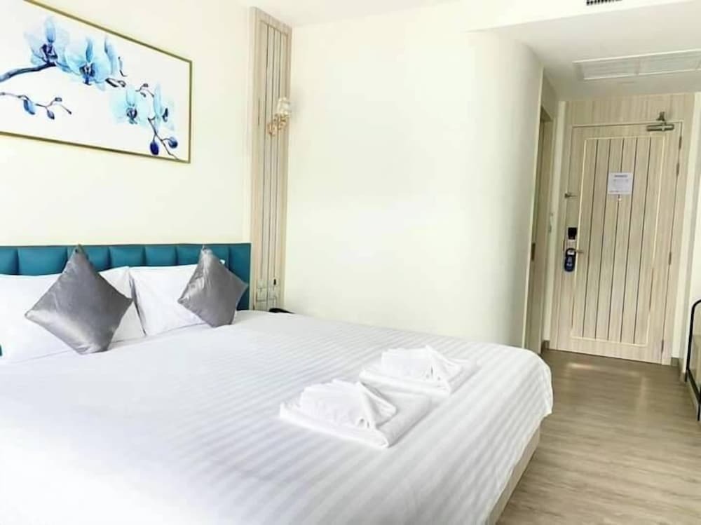 Тхаланг: Poolrada Boutique Hotel (SHA Plus+)