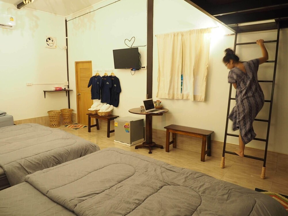 Накхон-Патхом: Reun-Rerng Farmstay