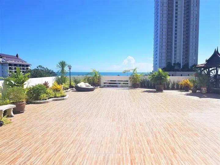 Fantastic sea Pool Views With Huge Terrace at Paradise Condominium Jomtien — фото 3