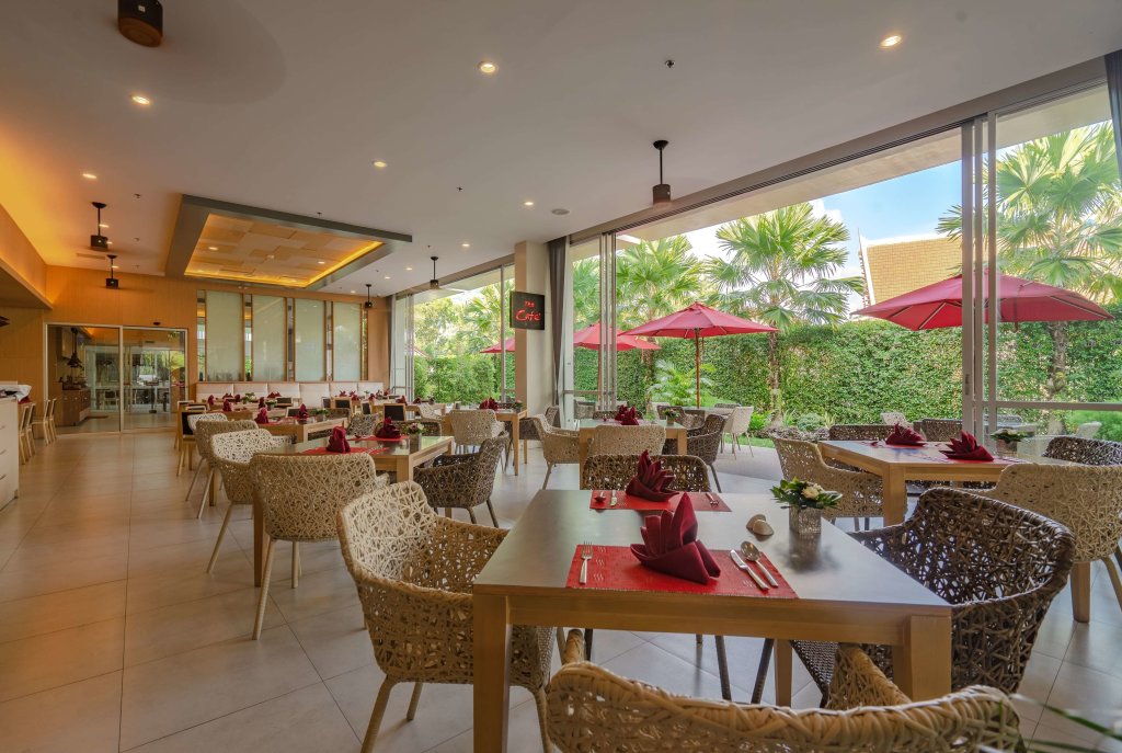 Кату: Ramada by Wyndham Phuket Patong