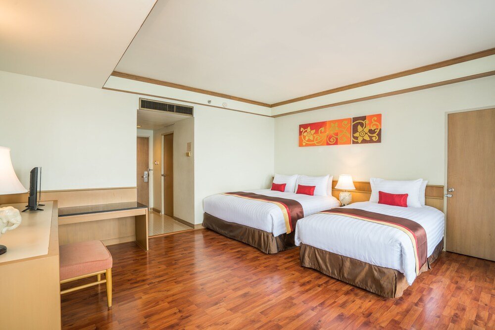 Паттайя: Cosy Beach Hotel
