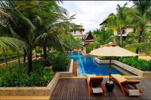 пляж Банг-Тао: Kanika Residence - BangTao beachfront living, pools, gardens, BBQ.