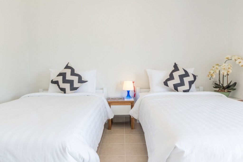 Тхаланг: Maikhao Hotel managed by Centara