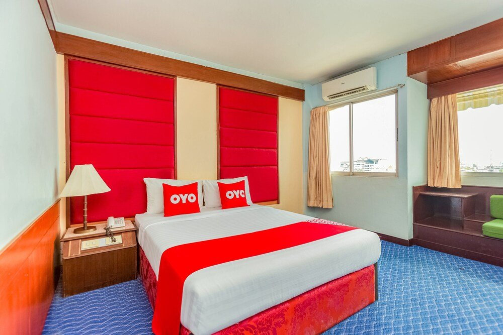 Сураттхани: Grand Thara Hotel by OYO Rooms