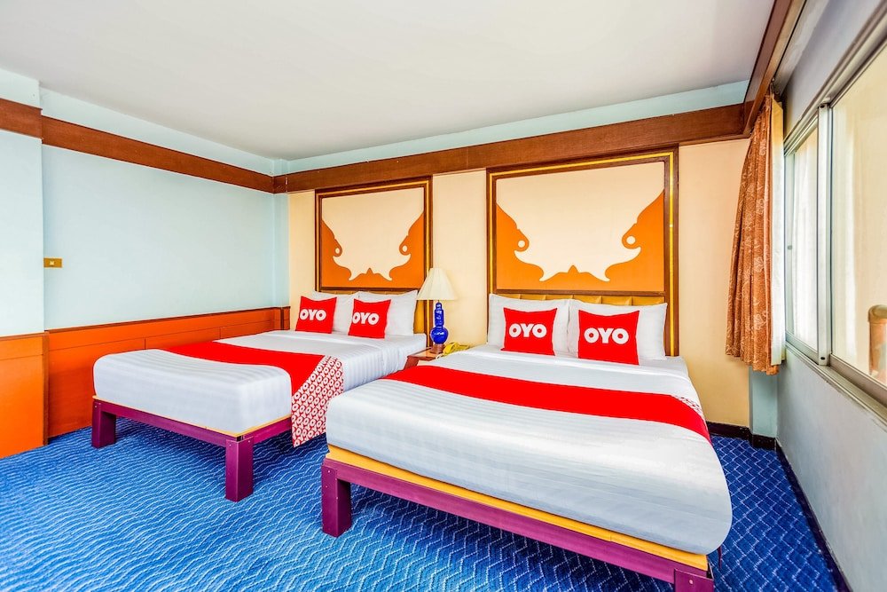 Сураттхани: Grand Thara Hotel by OYO Rooms