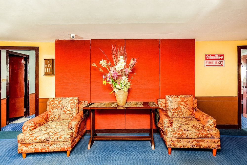 Сураттхани: Grand Thara Hotel by OYO Rooms