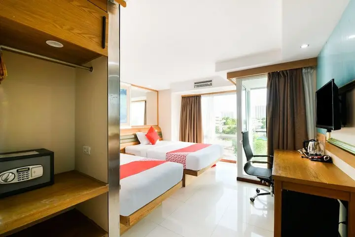 OYO 143 Dday Resotel Pattaya Hotel — фото 4