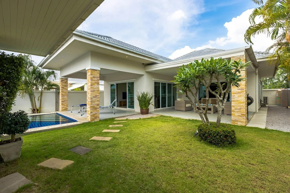 Хуахин: Private 3 BR Pool Villa  G49