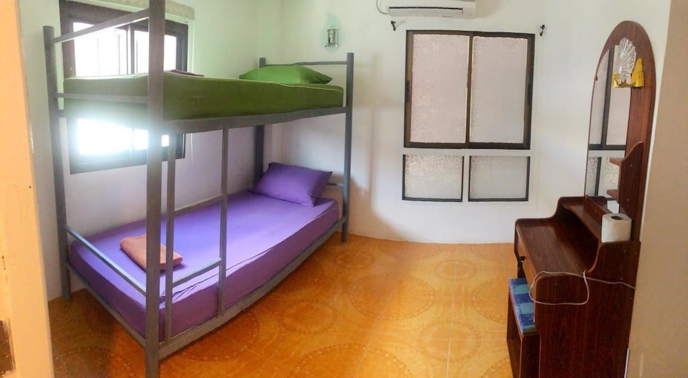 Сураттхани: The Cubic Hotel - Hostel