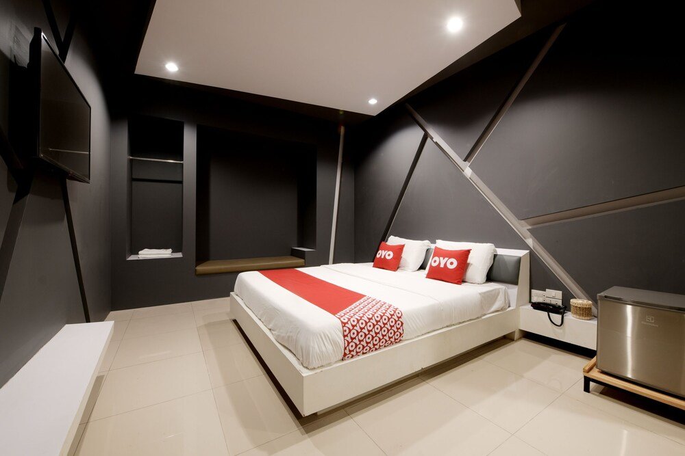 Сирача: Sriracha Hotel And Spa by OYO Rooms