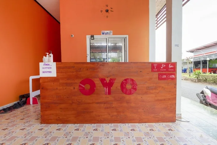 Сирача: OYO 944 Review Resort