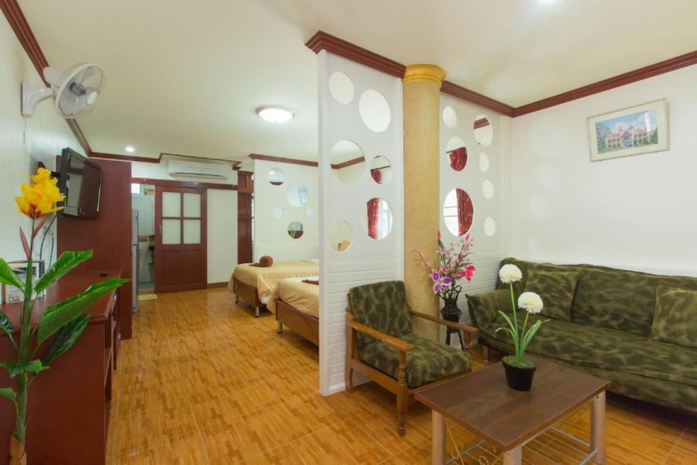 Кату: Patong Rai Rom Yen Resort SHA