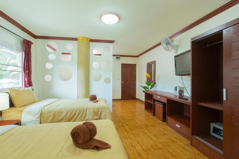 Кату: Patong Rai Rom Yen Resort SHA