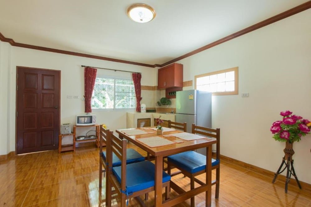 Кату: Patong Rai Rom Yen Resort SHA