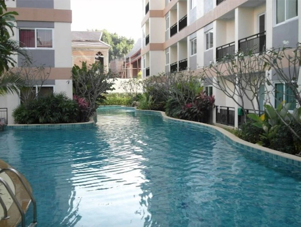 Сирача: Plaza Residence F6 R62 Residence