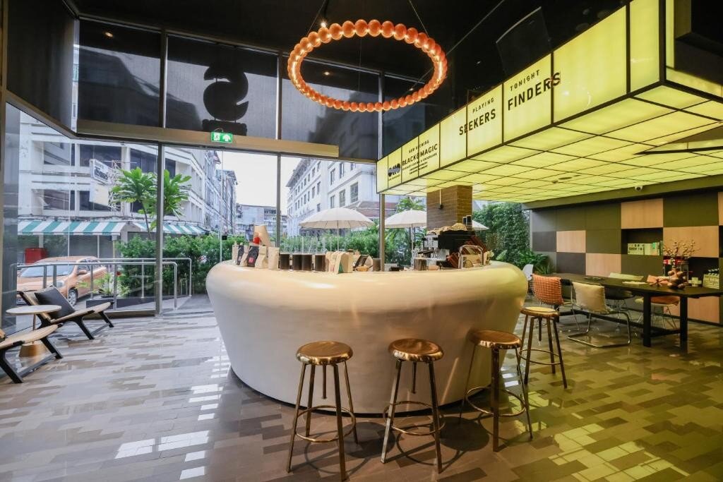 Бангкок: Seekers Finders Rama IV Hotel, SureStay Collection by BW