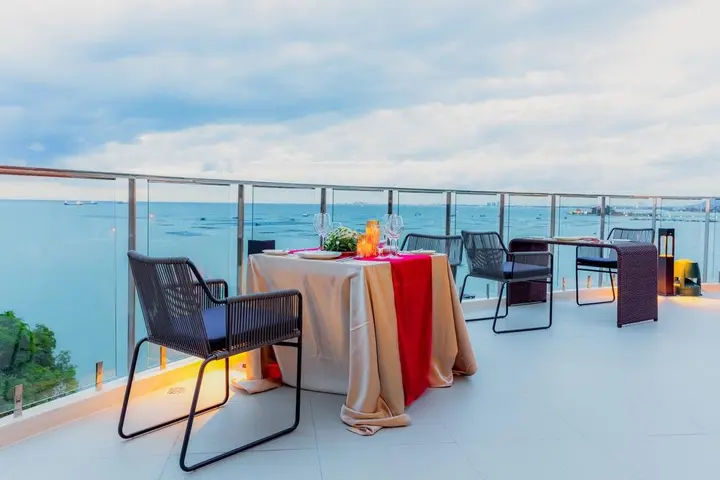 Сирача: Centara Sonrisa Residences & Suites Sriracha