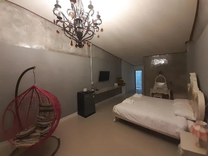 Трат: Tuk Tuk Trat Hostel