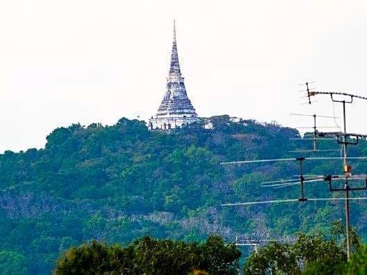 Пхетчхабури: Wake Up @ Phetchaburi