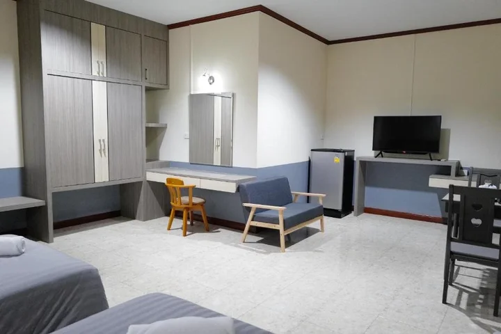 Наратхиват: N.P. Apartment