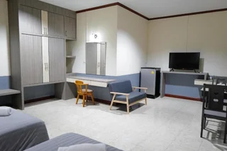 Наратхиват: N.P. Apartment