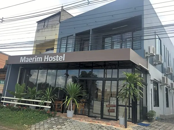 Маерим: Maerim Hostel