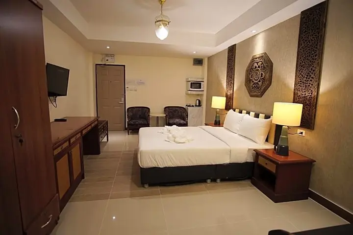 Самутпракан: Kim Hotel @ Bangplong
