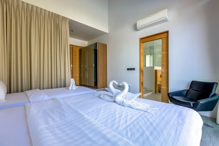 Чаам: Large Private Pool Villa with 7 BR 7B
