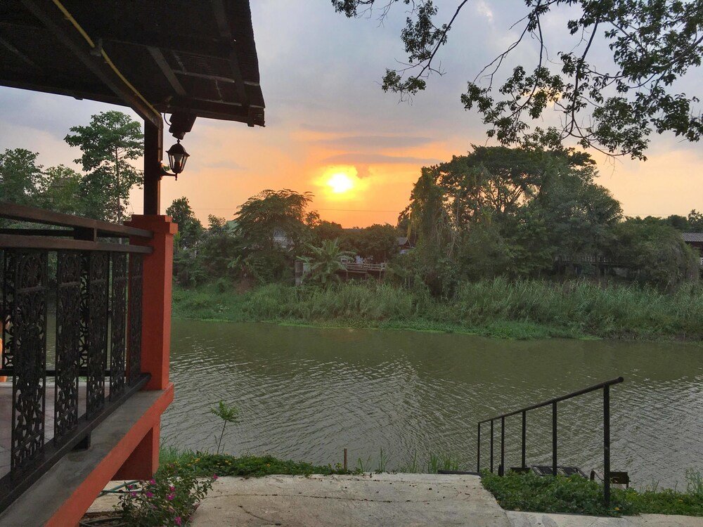 Ханг Донг: Baan Namping Riverside Village (SHA Extra Plus)