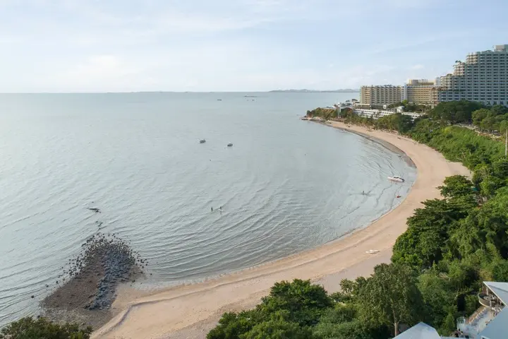 Паттайя: Cross Pattaya Pratamnak