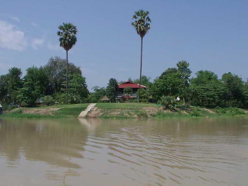 Uthai River Lake Hotel — фото 4