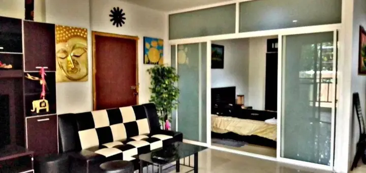 Wongamat Privacy Apartment for 1-6 People — фото 4