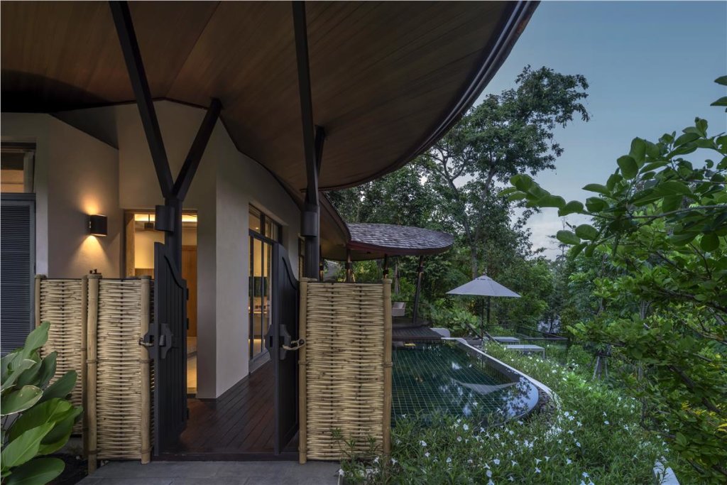 Муанг: Noku Phuket