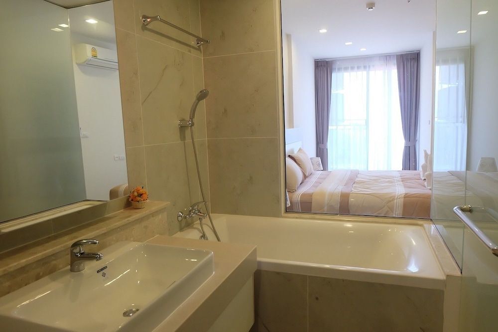 Чиангмай: The Astra Condo by Five Star