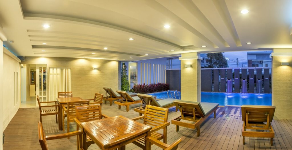 Муанг: Ratana Apart-Hotel at Rassada