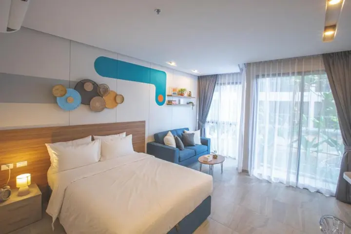Муанг: HOMA Phuket Town