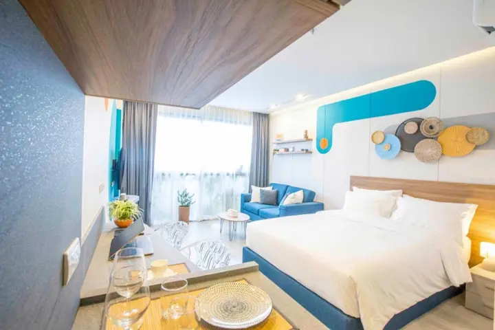 Муанг: HOMA Phuket Town