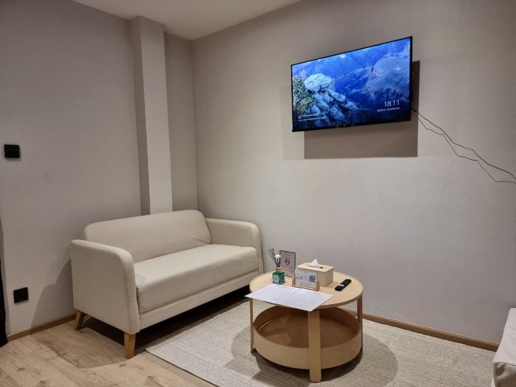 Бангкок: The Nhorm Hotel Ratchada