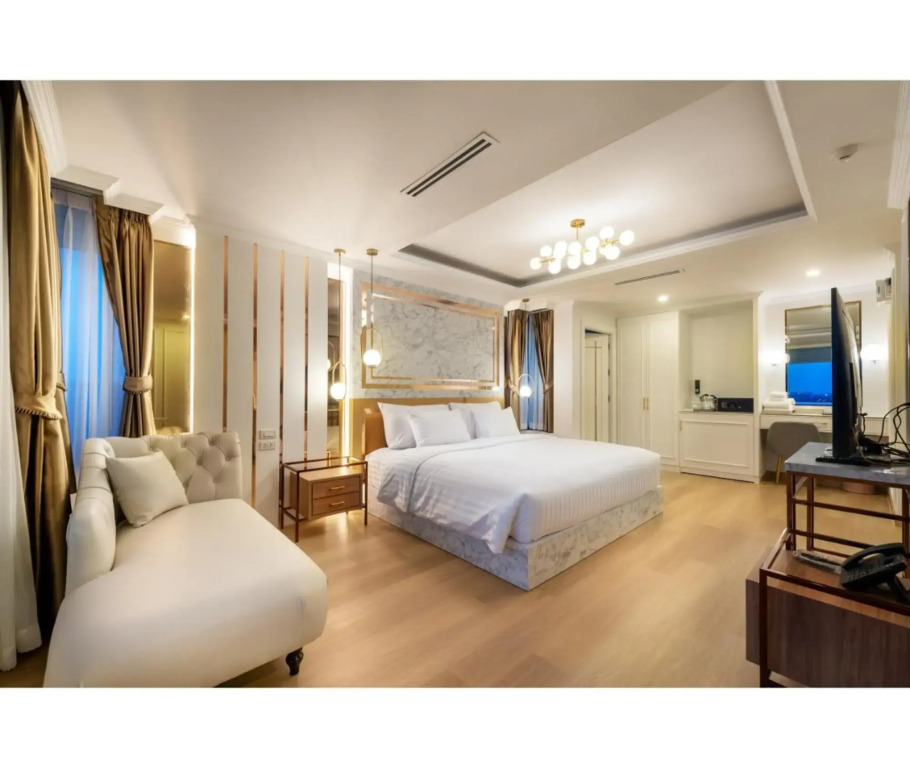 Бан-Понг: Nine River Hotel