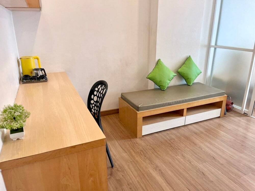 Бангкок: 8 Resident
