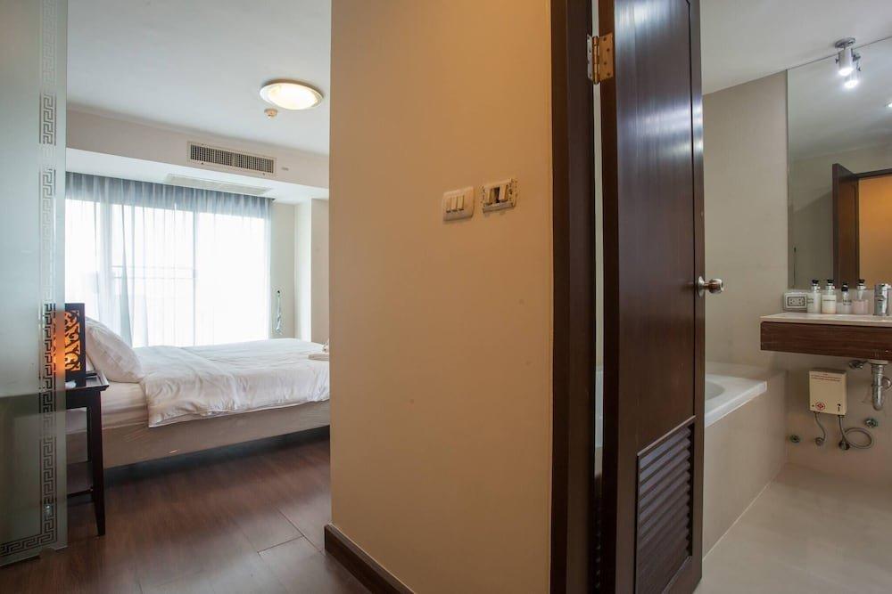 4D 3bedrooms 2 Bath Downtown Bangkok Near Bt Mrt — фото 1