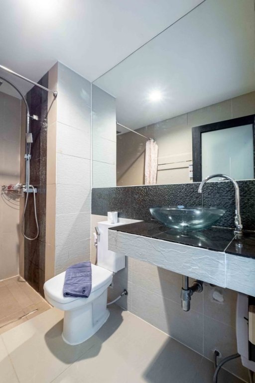 Паттайя: RedDoorz I-Talay Resort