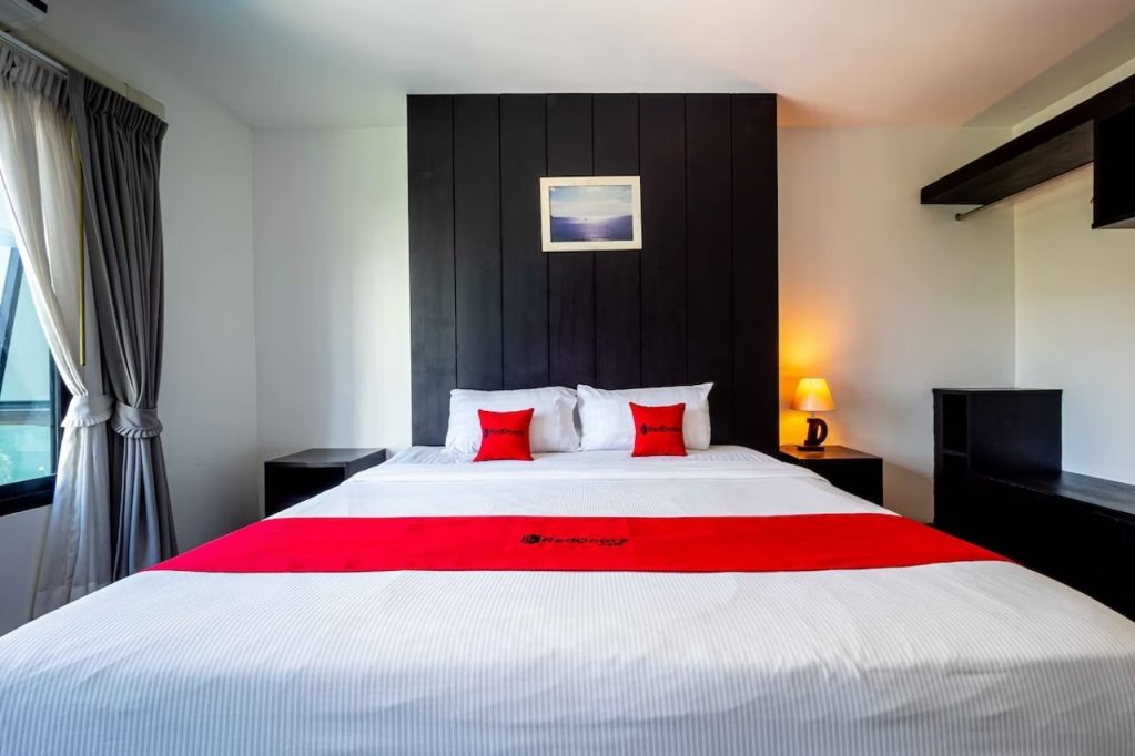 Паттайя: RedDoorz I-Talay Resort