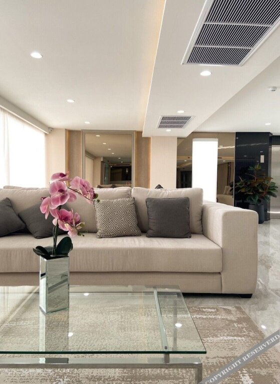 Банг Пхли: Oriole Residence