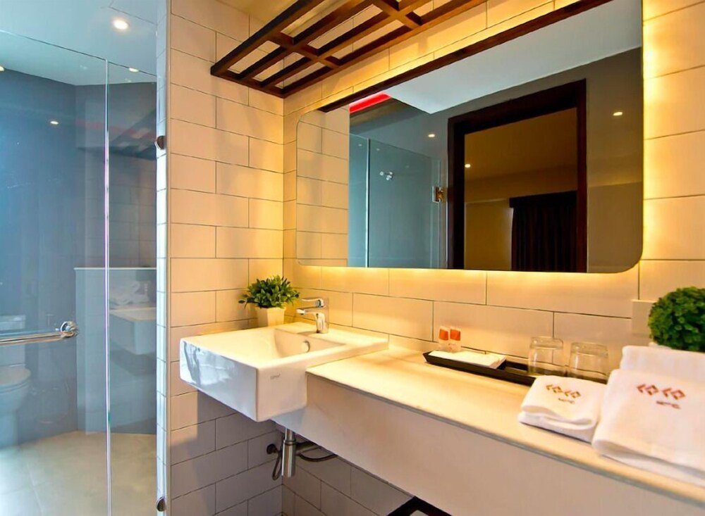 Самутпракан: RedDoorz Premium Coco Hotel