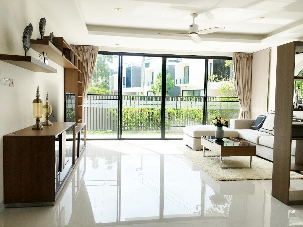 Тхаланг: Thai Yue Laguna Park Villa Resort
