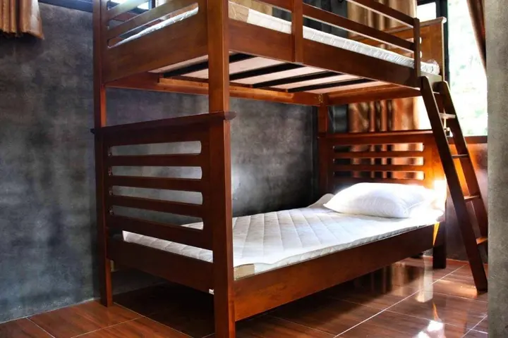 Ханг Донг: Baan Tha Loon Hostel