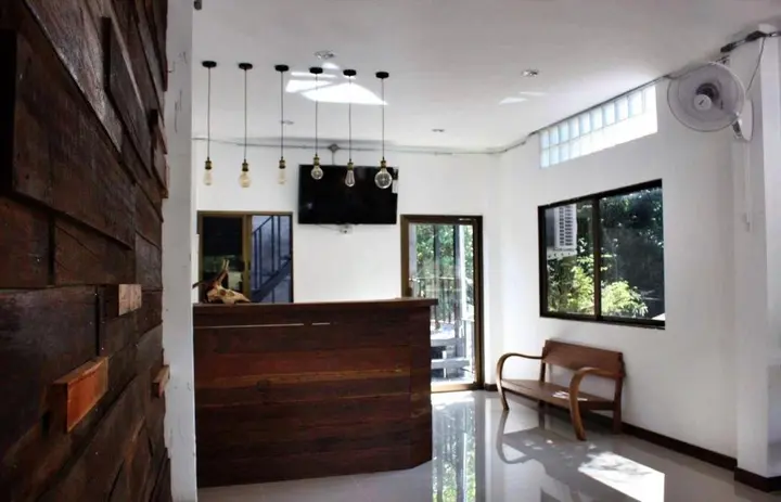 Ханг Донг: Baan Tha Loon Hostel