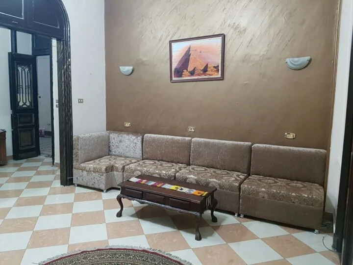 Каир: The Australian Hostel